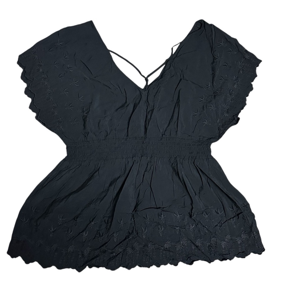 Torrid Stretch Waist V Neck Black Embroidered Blouse Sz 2X F15